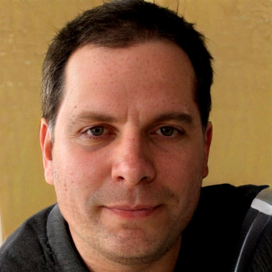 Portrait de Marc Tremblay, analyste financier
